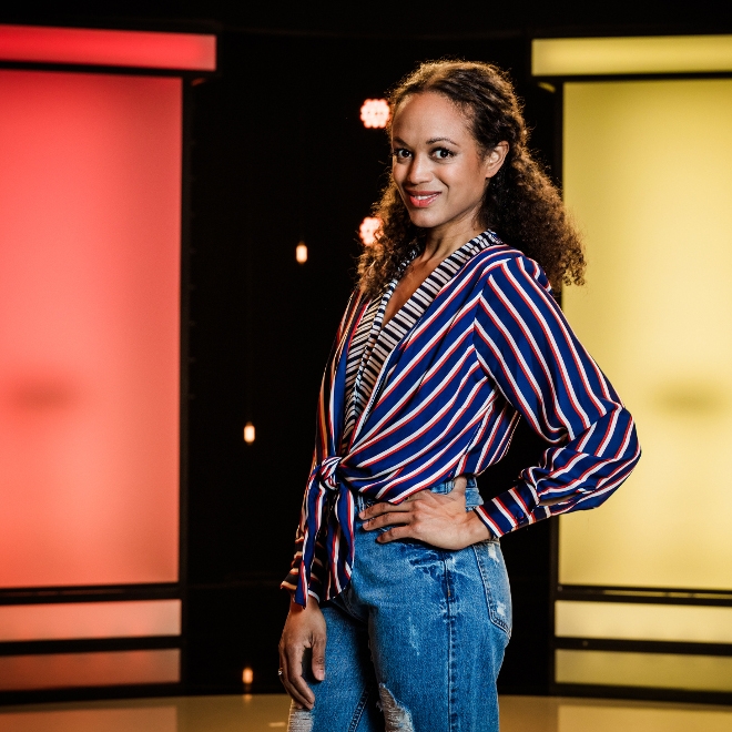 Bei TV Now: Milka Fernandes verkuppelt Nackt-Kandidaten