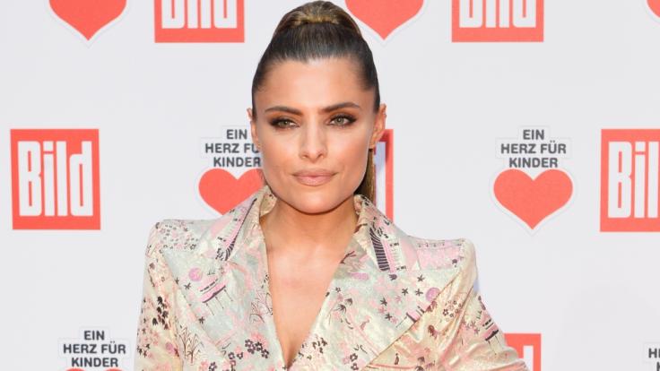 Sophia Thomalla schockte so manchen Fan mit ihrem Bikini-Foto.