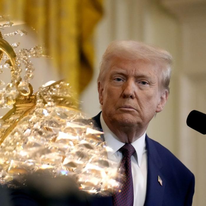 Weil er den Westen zersägt - US-Präsident im Russen-TV gefeiert