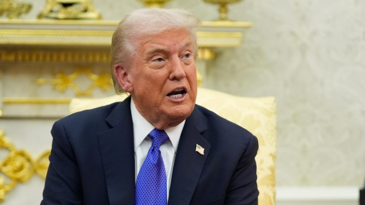 F&uuml;r seine Renovierung im Wei&szlig;en Haus muss Donald Trump heftige Kritik einstecken. (Foto)