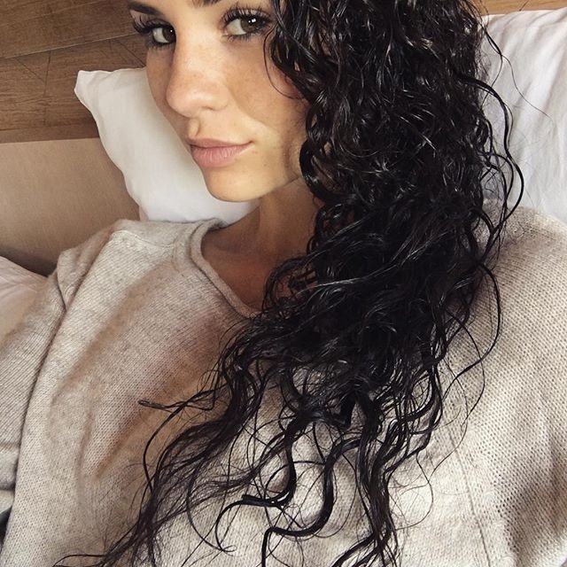 Frisch verliebt! Diesen Fußballer hat sich GNTM-Betty geangelt