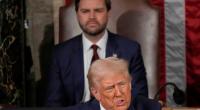 Politik-Experten befürchten, dass Donald Trump vorzeitig als US-Präsident abgesetzt werden könnte - Trumps größter Feind lauert bereits im Hintergrund.