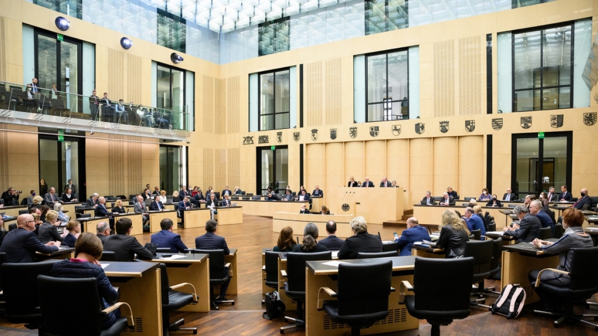 Das B&uuml;rgergeld ist im Bundesrat vorerst gescheitert. Nun muss der Vermittlungsausschuss einen Kompromiss finden. (Foto)