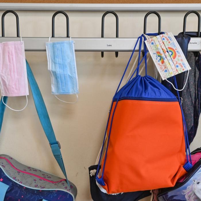 DIESE Bundesländer lockern die Maskenpflicht an Schulen