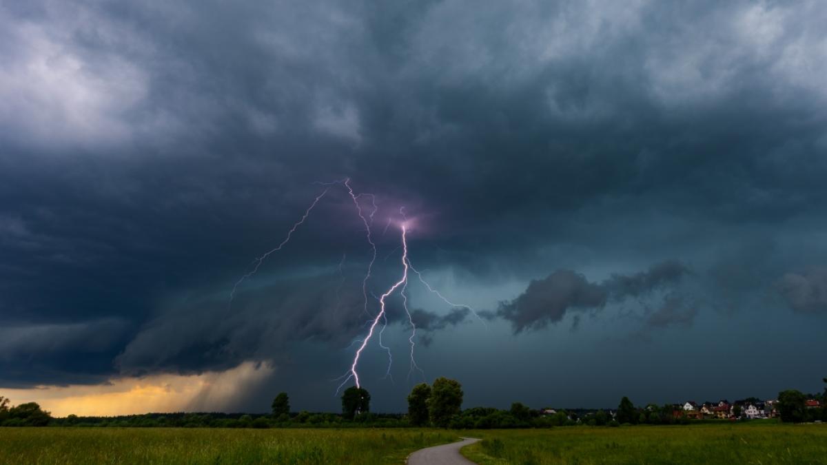 Auf das warme sp&auml;tsommerliche Wetter folgen in einigen Regionen Sturm und Gewitter. (Foto)