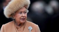 Queen Elizabeth II. mag nicht wie ein durchschnittlicher Fußballfan ausgesehen haben, doch die Königin liebte den Ballsport trotzdem innig.