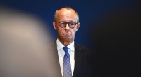 Merz' langer Weg zurück zur Macht: Warum er die Politik einst verließ.