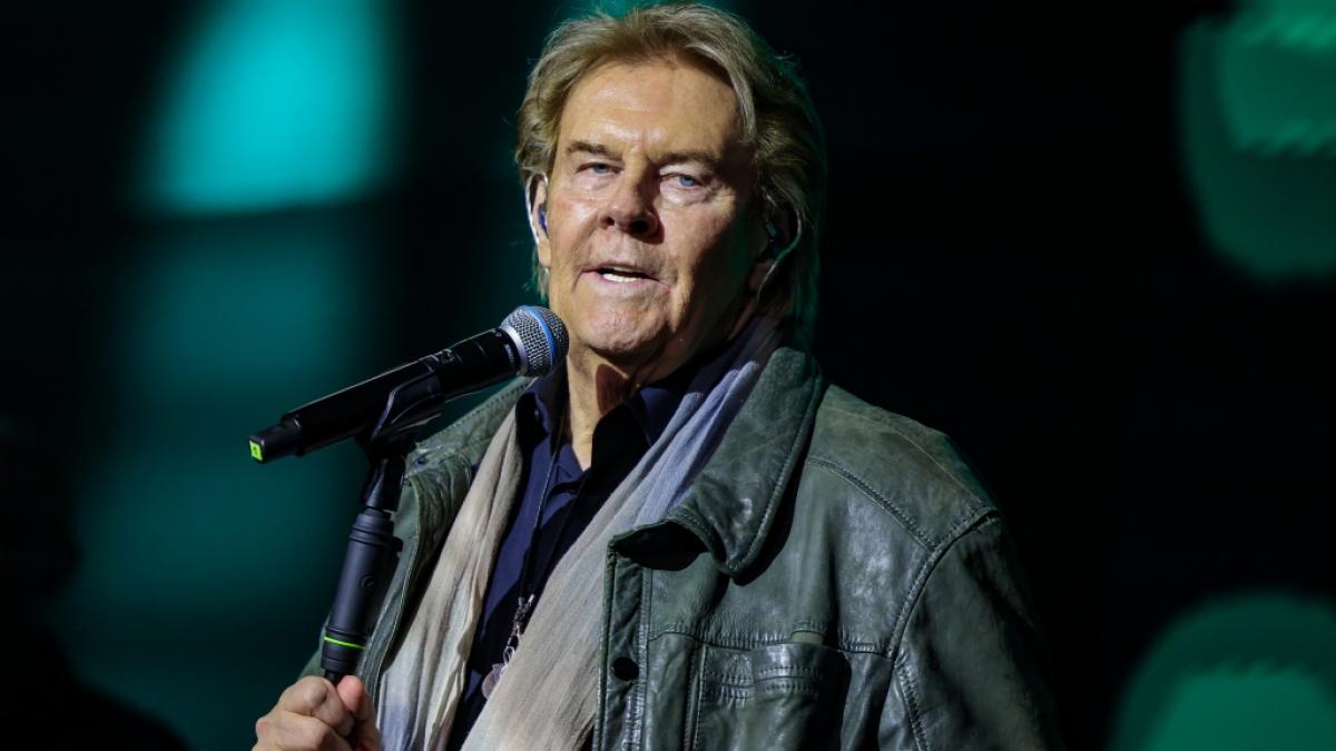 Wenn es um seine Fans geht, versteht Howard Carpendale keinen Spa&szlig; - das bekam jetzt auch "heute-show"-Moderator Oliver Welke zu sp&uuml;ren. (Foto)