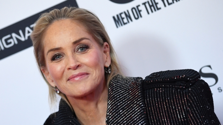 Sharon Stone versprüht auch mit 62 Jahren noch reichlich Erotik.