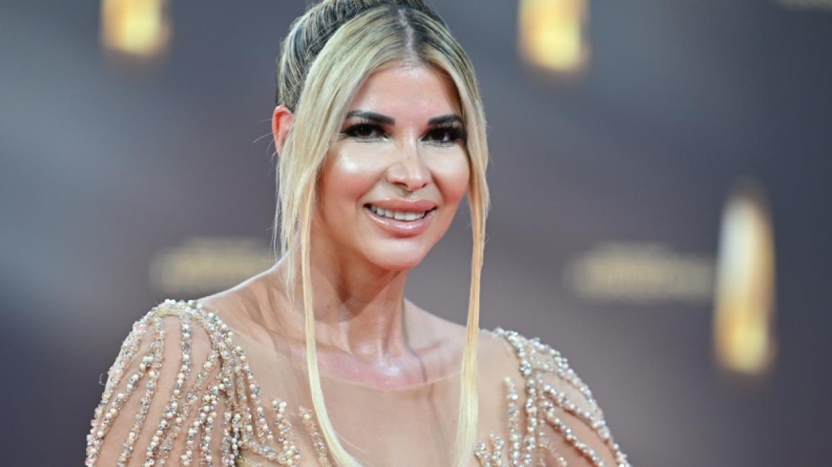 Micaela Sch&auml;fer zeigt im Netz ihre ganz eigene Art von Besinnlichkeit. (Foto)