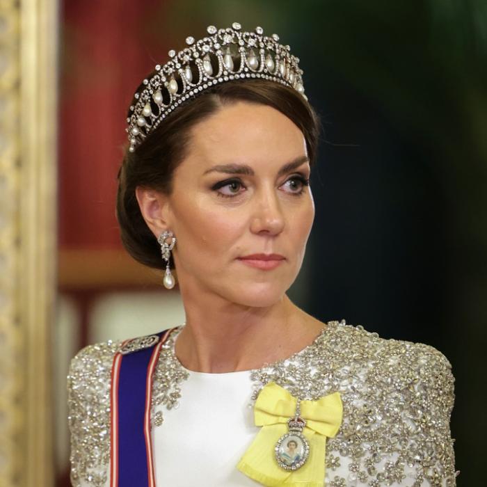 Runtergelassenes Höschen! Dieser Anblick von Herzogin Kate ist gar nicht royal
