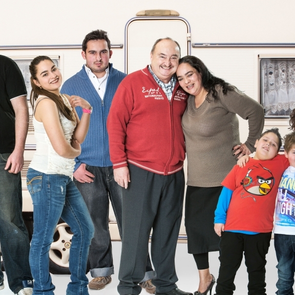 So beherrscht diese Großfamilie das blanke Chaos!