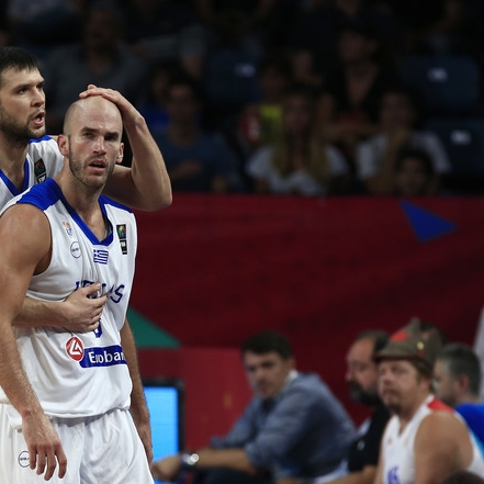 Russland und Serbien im Halbfinale