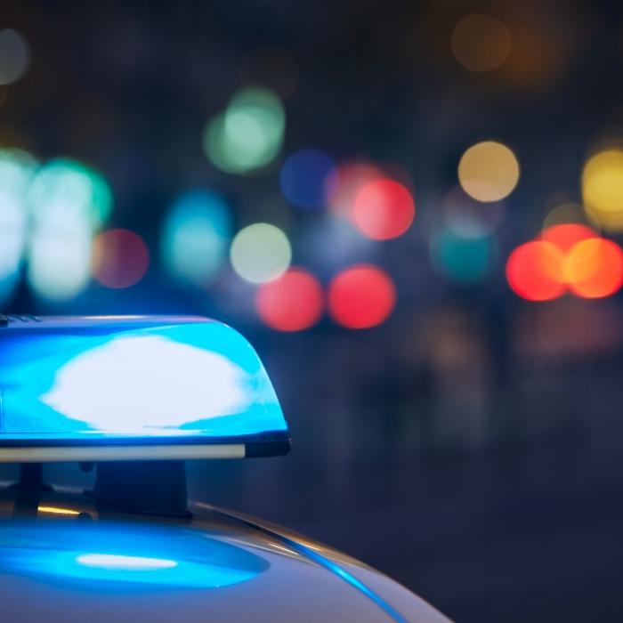 Mutmaßlicher Täter auf der Flucht! Tötete ihr Mann sie mit einem Kopfschuss?