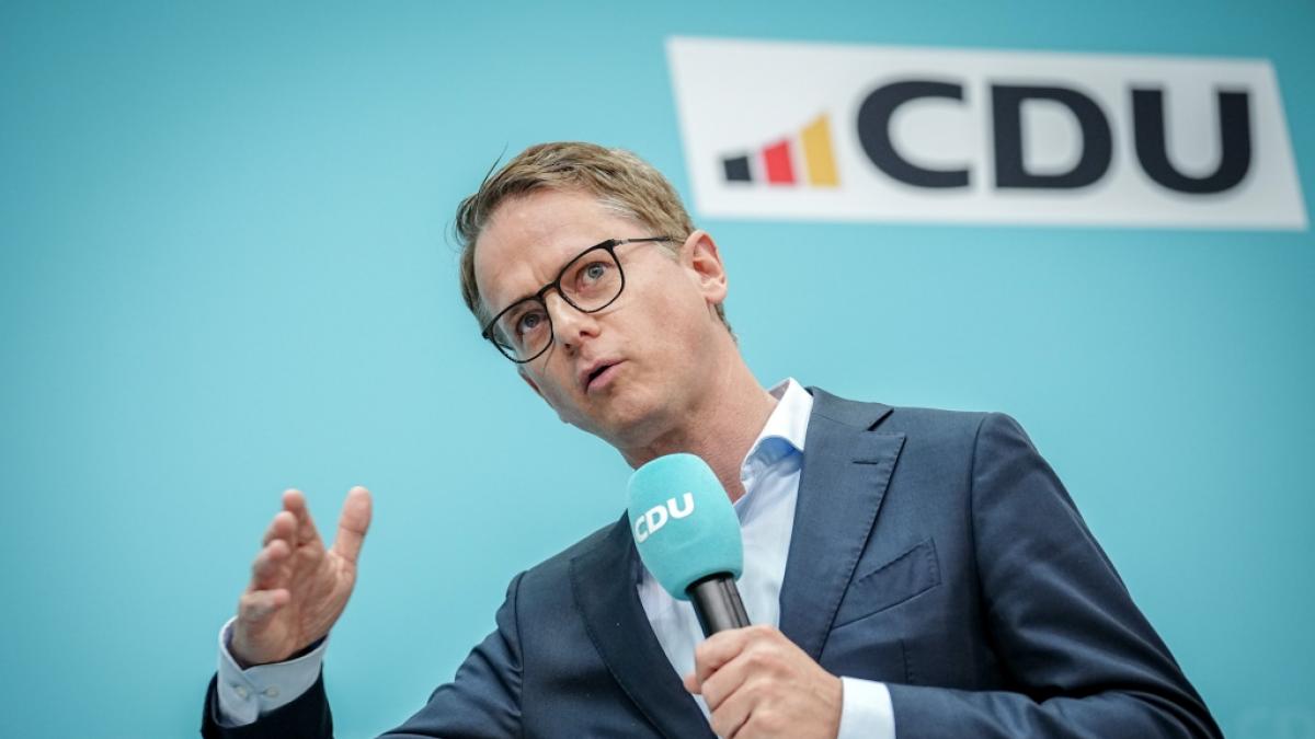 Carsten Linnemann verteidigte die &Auml;u&szlig;erungen von Friedrich Merz zur Zahnbehandlung von Asylbewerbern bei "Bericht aus Berlin". (Foto)