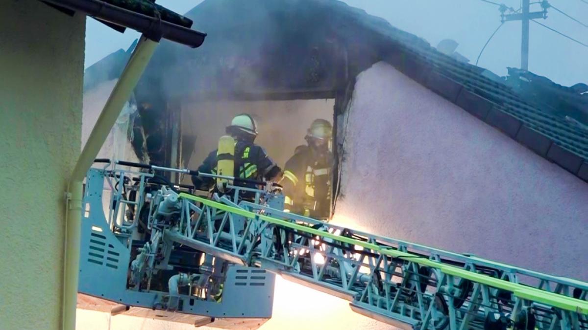 Das Haus der Familie ist nach dem Brand unbewohnbar. (Foto)