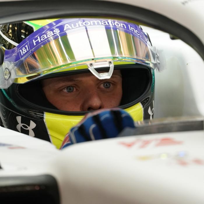 Horror-Crash in Saudi-Arabien! So geht es Mini-Schumi aktuell