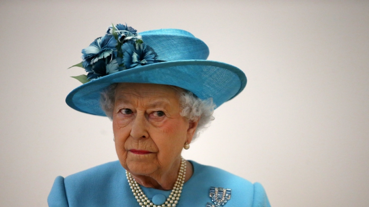 Queen Elizabeth II. d&uuml;rfte angesichts der zahlreichen Skandale im britischen K&ouml;nigshaus mit gespaltenen Gef&uuml;hlen auf das Jahr 2018 zur&uuml;ckblicken. (Foto)