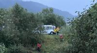 Nach einem Überfall auf einen Vater wurde sein Sohn tot in einem Fluss gefunden.