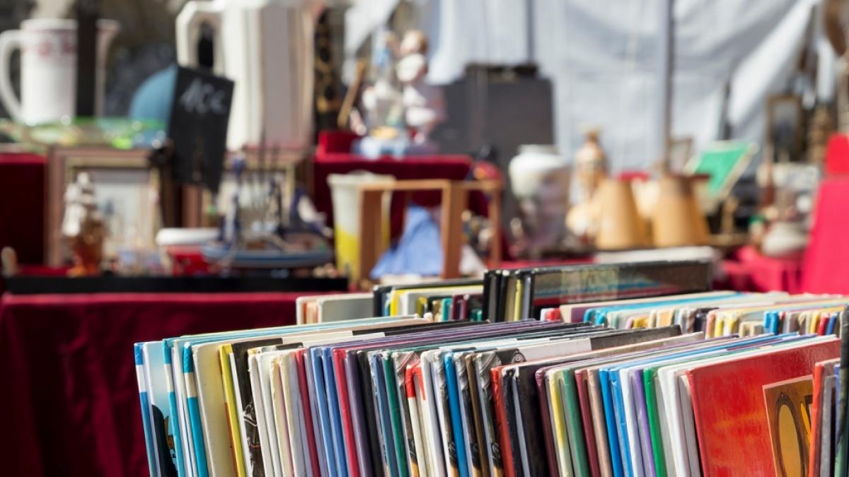 Aktuelle Flohmarkt-Termine auf news.de. (Foto)