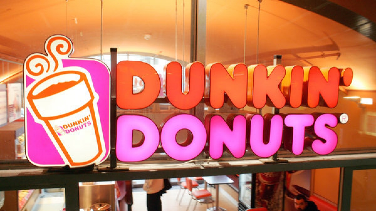 Die Backwaren-Kette Dunkin' Donuts steht nach einem Mineral&ouml;l-Skandal in der Kritik der Verbrauchersch&uuml;tzer. (Foto)