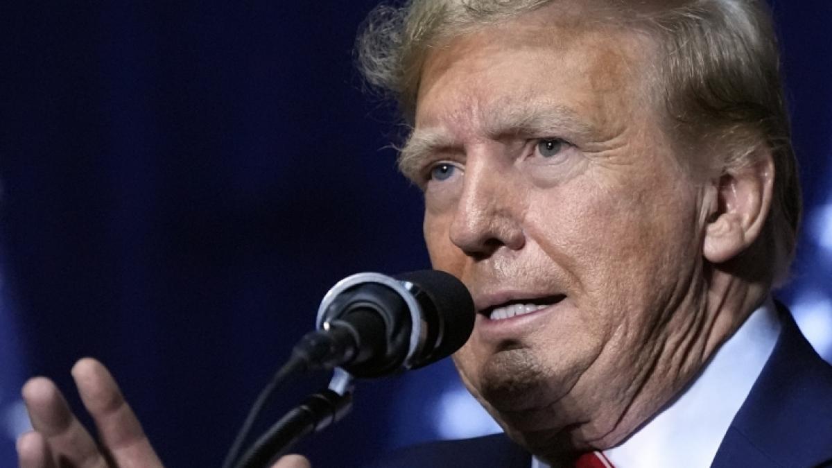 Donald Trump hat sich bei einem Wahlkampfauftritt wieder einmal komplett vergessen. (Foto)