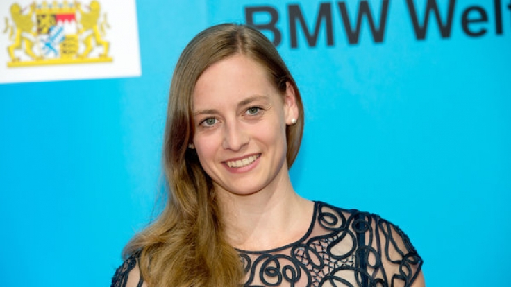 Anna Schaffelhuber ist als Monoskibobfahrerin nicht zu bremsen und trotz Querschnittslähmung ein Ass im Wintersport.
