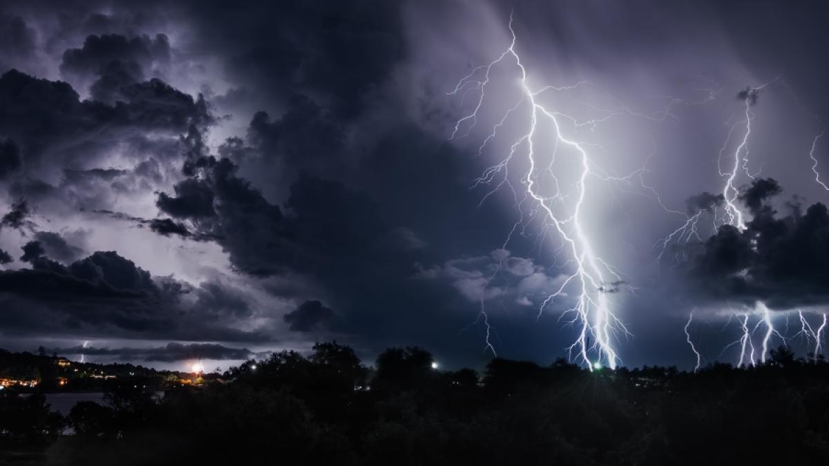 Nach der Hitze drohen Gewitter. (Foto)