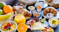 Viele der Lebensmittel auf dem Frühstückstisch können gefährliche Zusatzstoffe beinhalten.