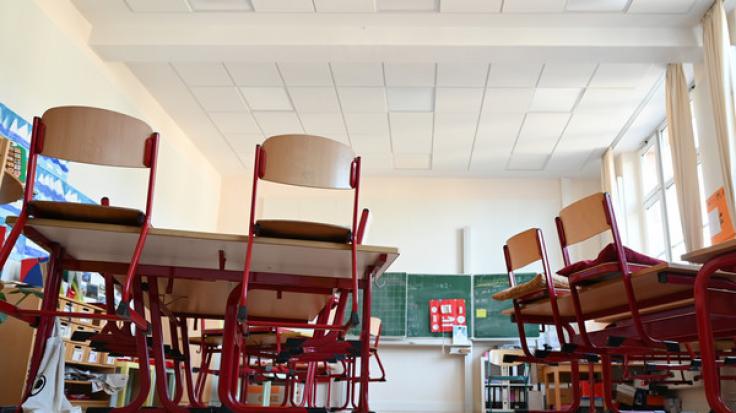 Sollten leistungsschwache Schüler die Klassenstufe freiwillig wiederholen?