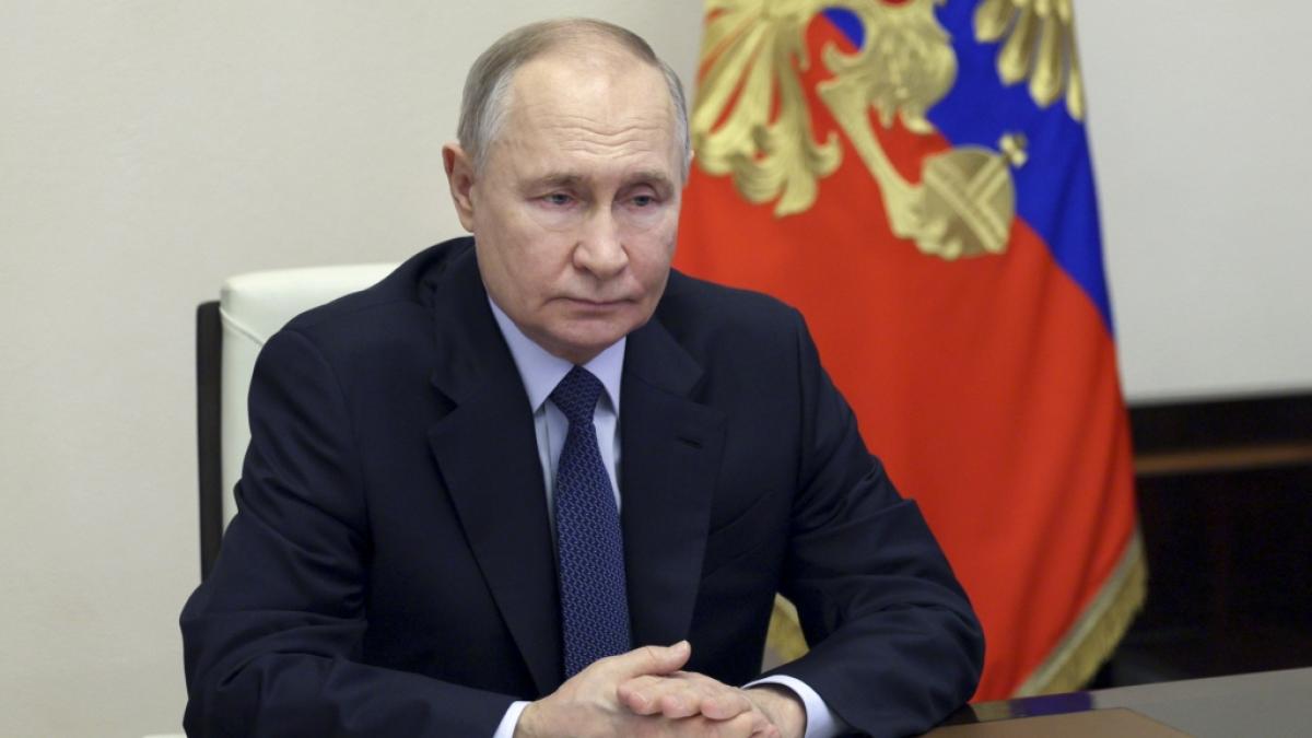 F&uuml;r Wladimir Putin wollen immer weniger Russen frewillig in den Krieg ziehen. (Foto)