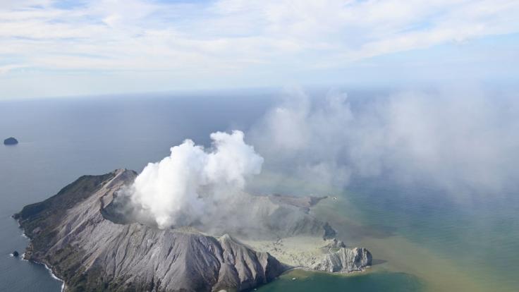 Auf Neuseeland kam es zu einem Vulkanausbruch.