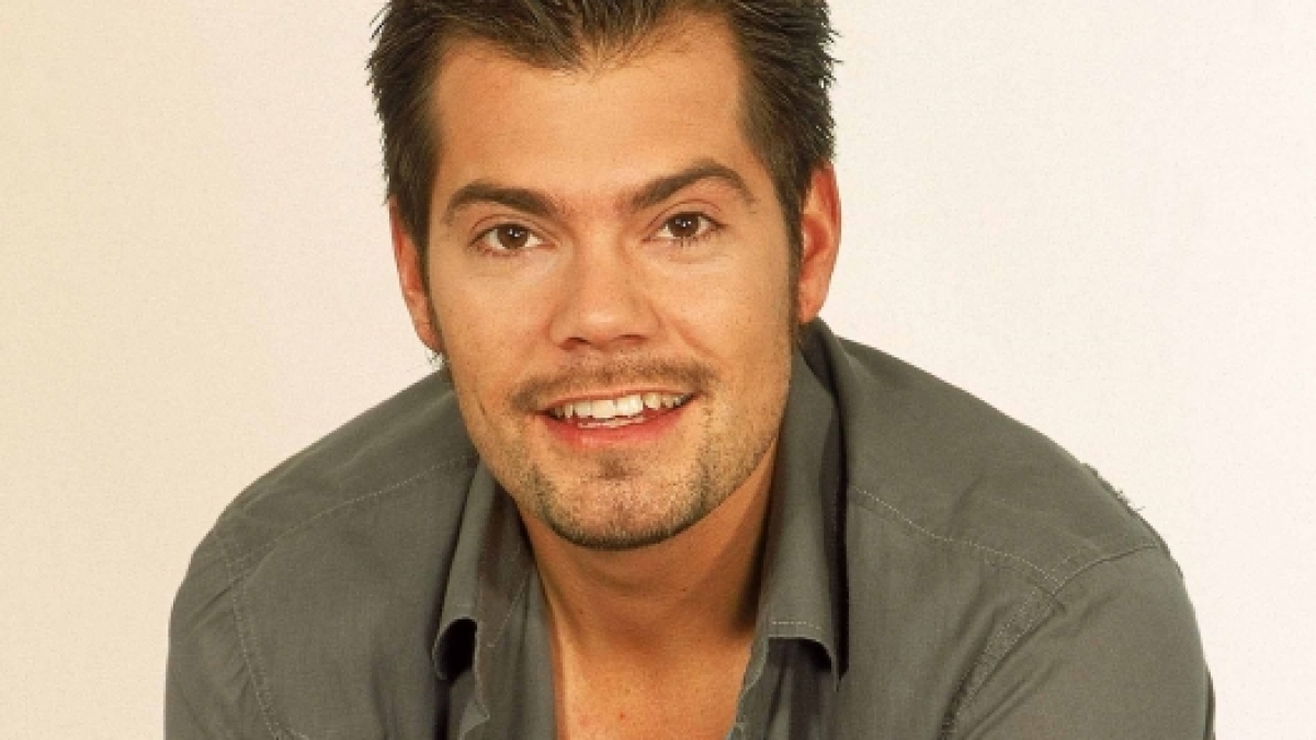 Seit über 20 Jahren spielt Daniel Fehlow bei GZSZ Leon Moreno. Und was er da nicht alles erlebte! Die Frauen-Historie des Leon Moreno können Sie in dieser Fotostrecke noch einmal Revue passieren lassen. (Foto)