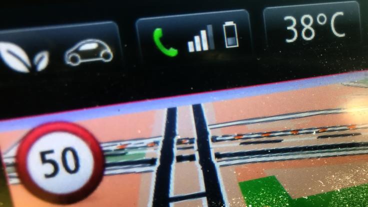 Zwei Kinder sind in einem glühend heißen Auto gestorben.