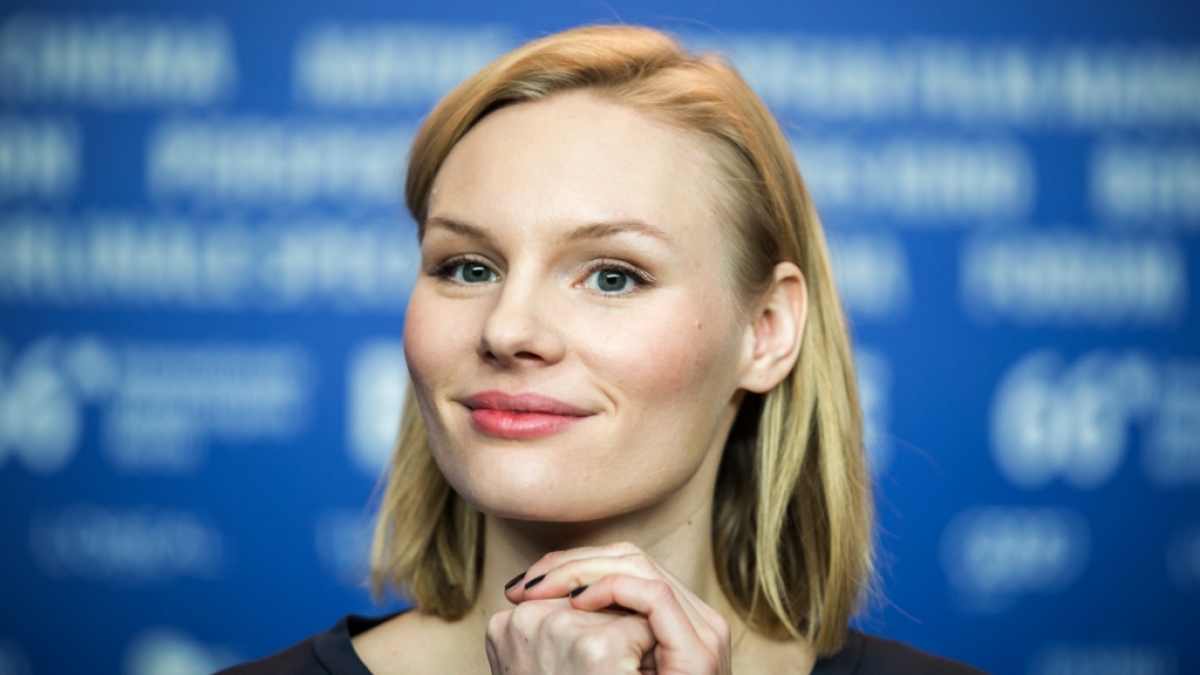 Rosalie Thomass am 13. Februar 2016 auf einer Pressekonferenz w&auml;hrend den 66. Internationalen Filmfestspielen. (Foto)