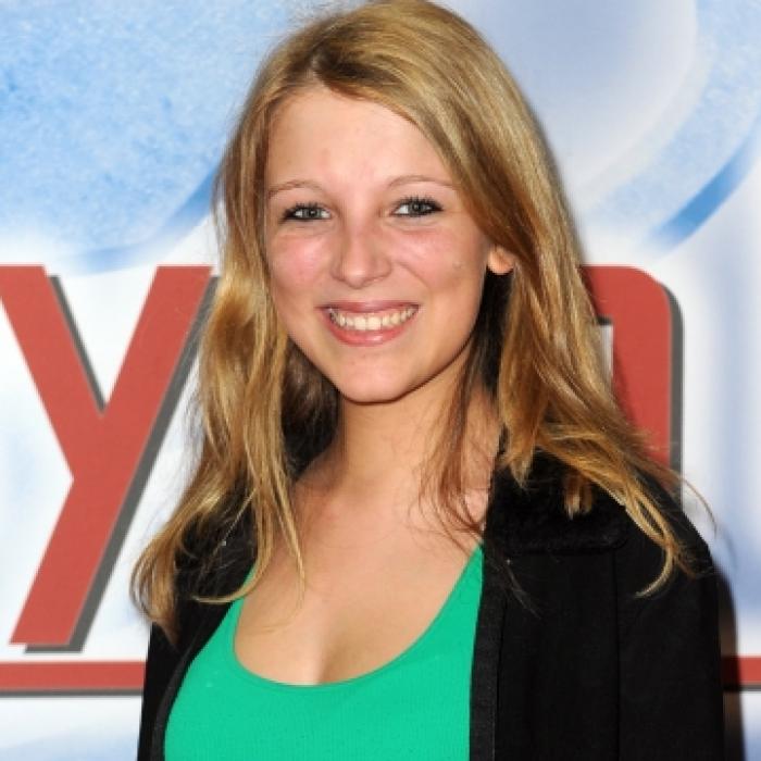 Bett-Probleme! Womit sich GZSZ-Lilly im Negligé so quält