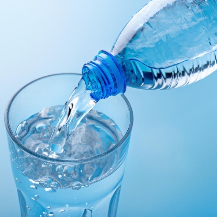 Mit Uran verpestet! DIESES Mineralwasser enttäuschte im Test