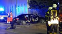 Die Sechsjährige wurde auf einem Fußweg von einem Auto erfasst und starb noch am Unfallort an ihren schweren Verletzungen.