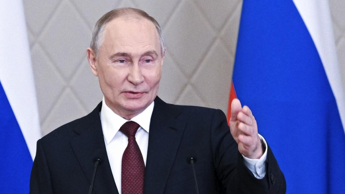 Putin schickte eine scheinheilige Entschuldigung in Richtung Angela Merkel. (Foto)
