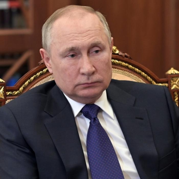 Hubschrauber explodiert, Panzer fliegt in die Luft - Putin ist außer sich