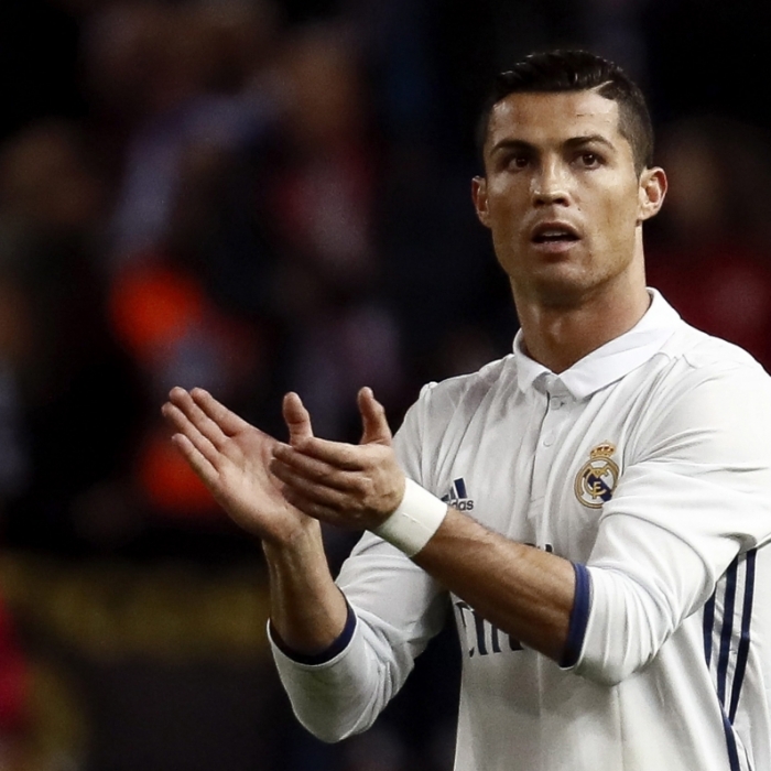 Outet sich Cristiano 