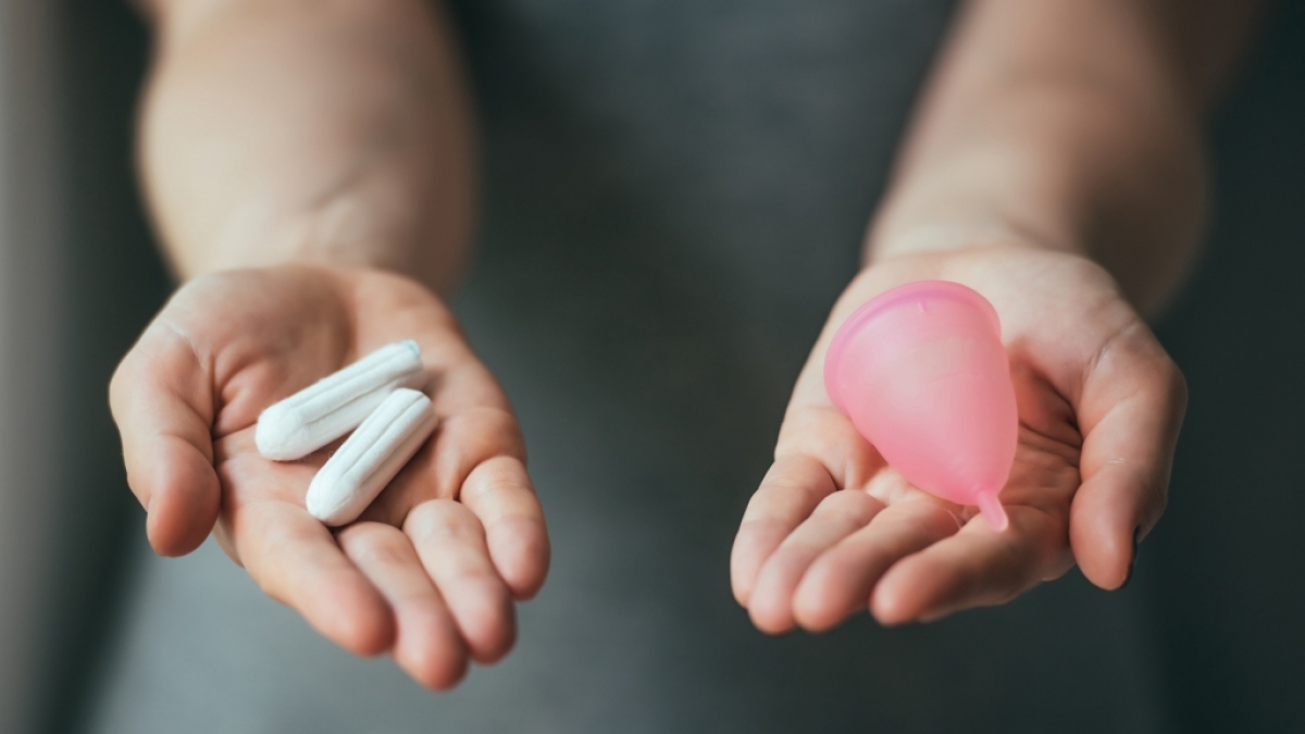 Was ist ges&uuml;nder: Tampons oder Menstruationstassen? (Foto)