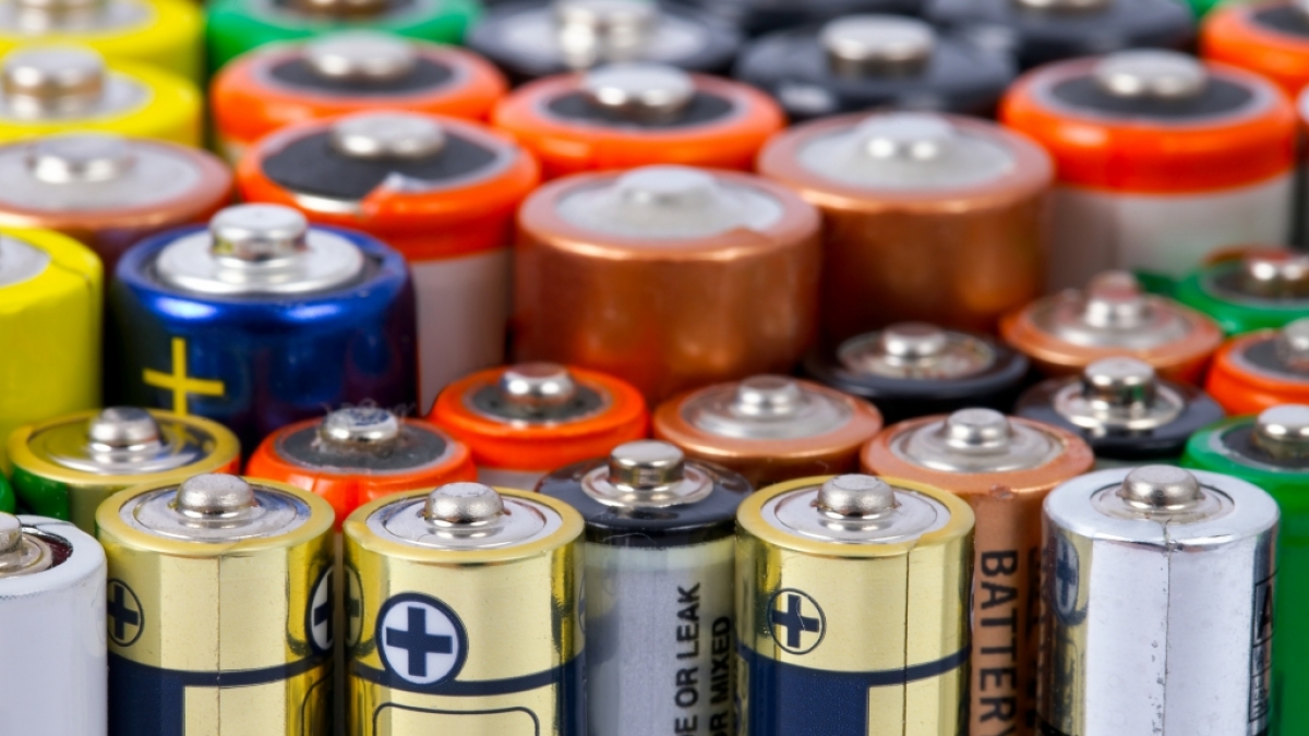 Einige Batterien und Akkus d&uuml;rfen schon bald nicht mehr verkauft werden. (Foto)
