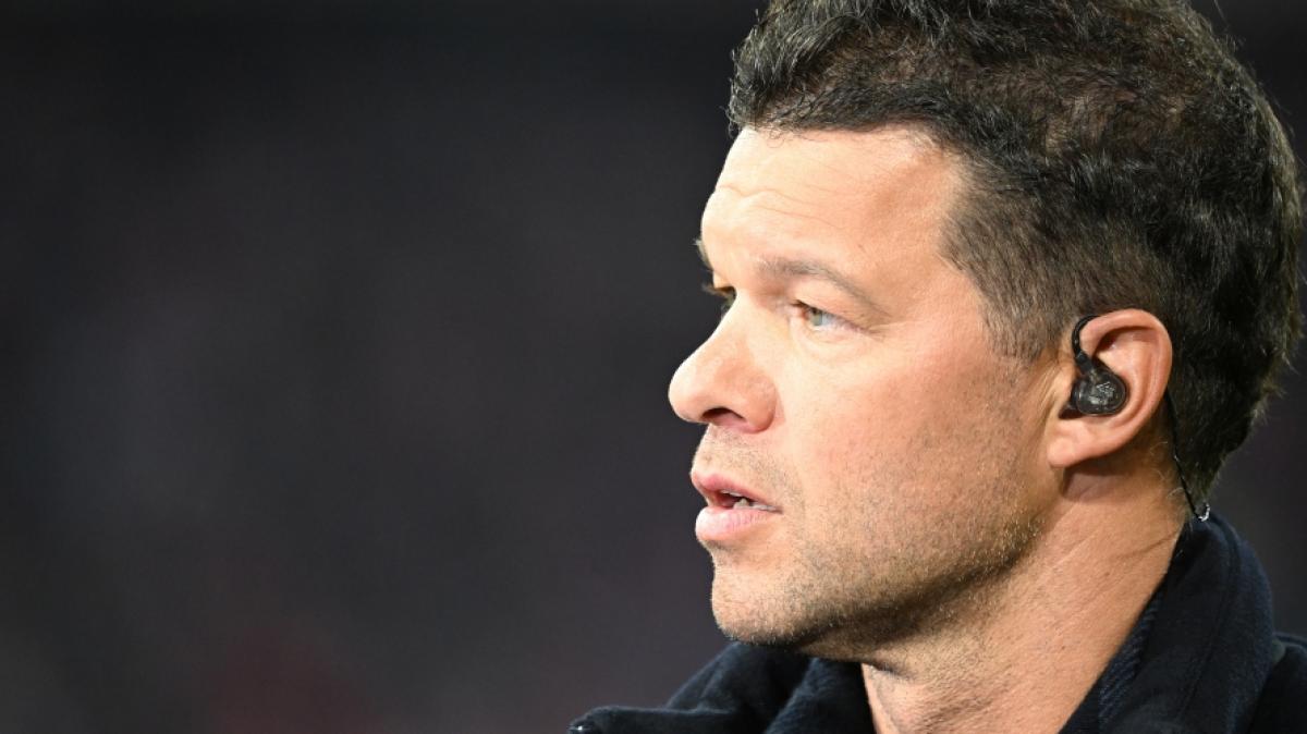 Michael Ballack fiel als TV-Experte beim Bayern-Spiel durch. (Foto)