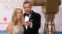 TV-Liebling Kai Pflaume mit seiner Ehefrau Ilke bei der Verleihung der Goldenen Kamera (2016).