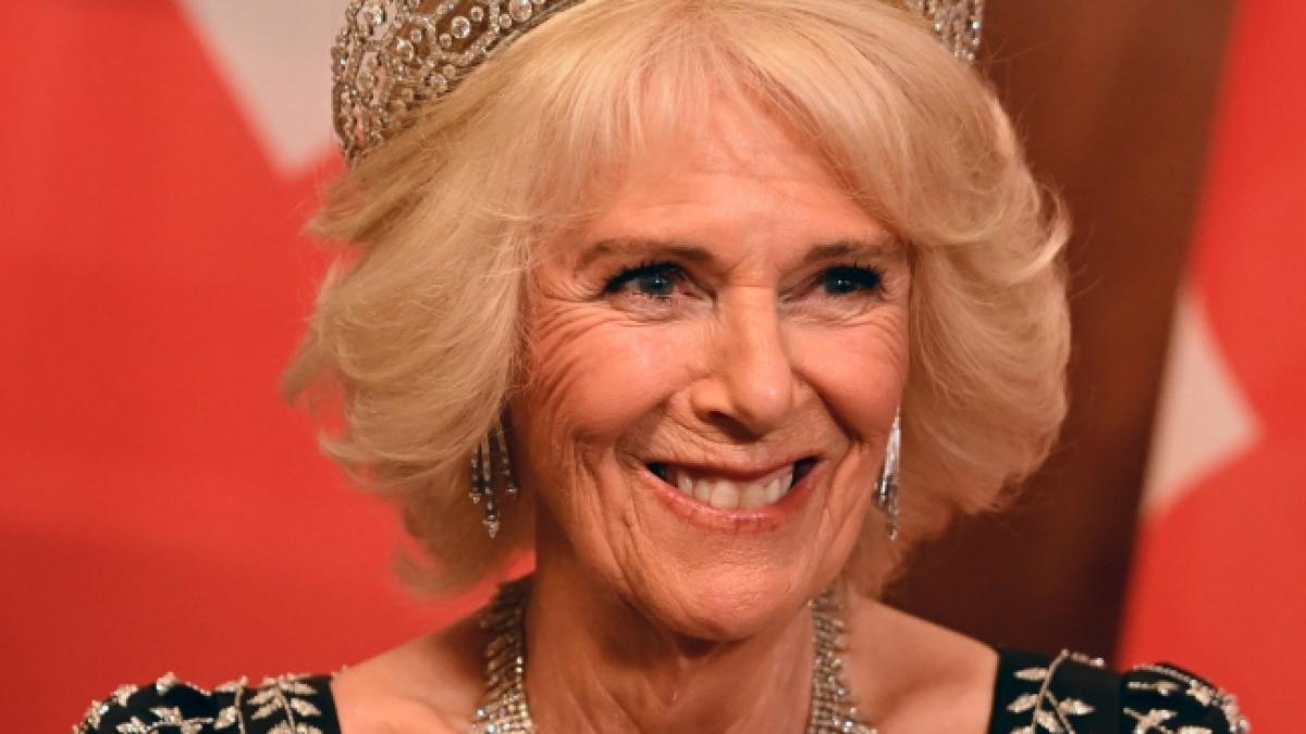 K&ouml;nigsgemahlin Camilla tauscht die Tiara am 6. Mai 2023 bei ihrer Kr&ouml;nung gegen ein ganz besonderes Schmuckst&uuml;ck, das eine Reihe von geheimen Botschaften vermittelt. (Foto)