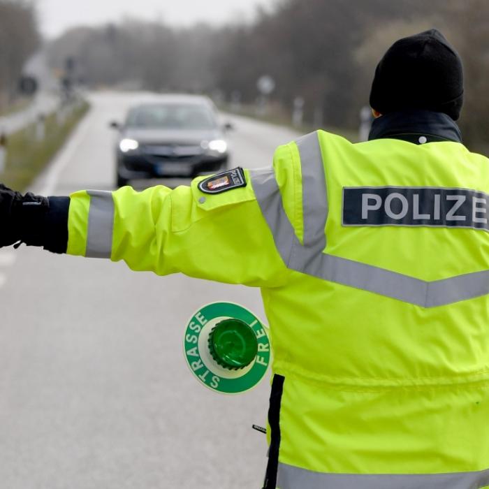 Höhere Strafen für Verkehrssünder! So teuer wird es jetzt für Raser