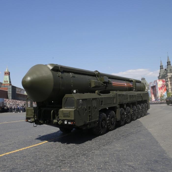 Video-Beweis: Putin bringt RS-24-Interkontinentalraketen in Stellung
