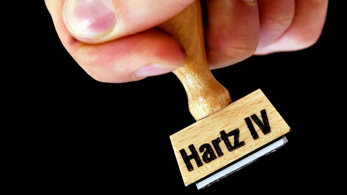 Seit 2023 hei&szlig;en Arbeitslosengeld 2 und Sozialgeld B&uuml;rgergeld.&nbsp; (Foto)