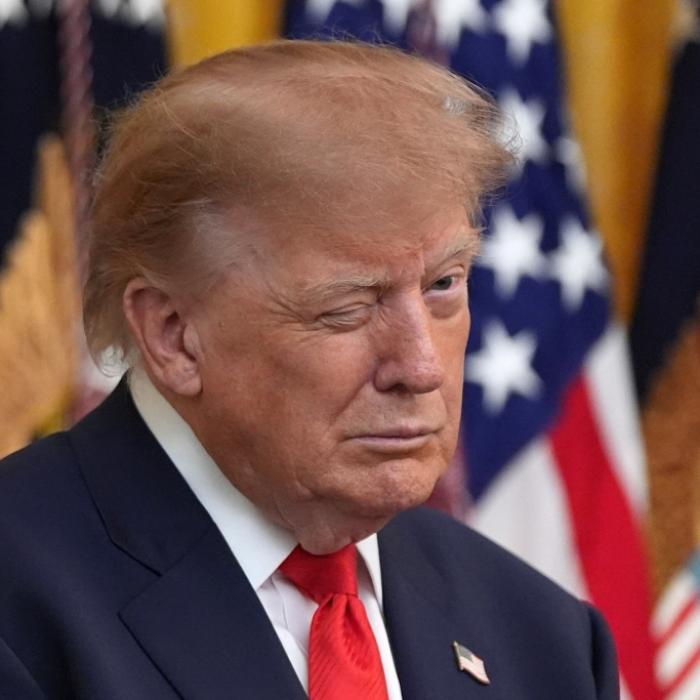 Seit Wochen wird in Washington gerätselt: Wer wird die Nachfolgerin von Karoline Leavitt? Nun hat sich Donald Trump eine Person rausgepickt, die er gerne auf dem Posten hätte.